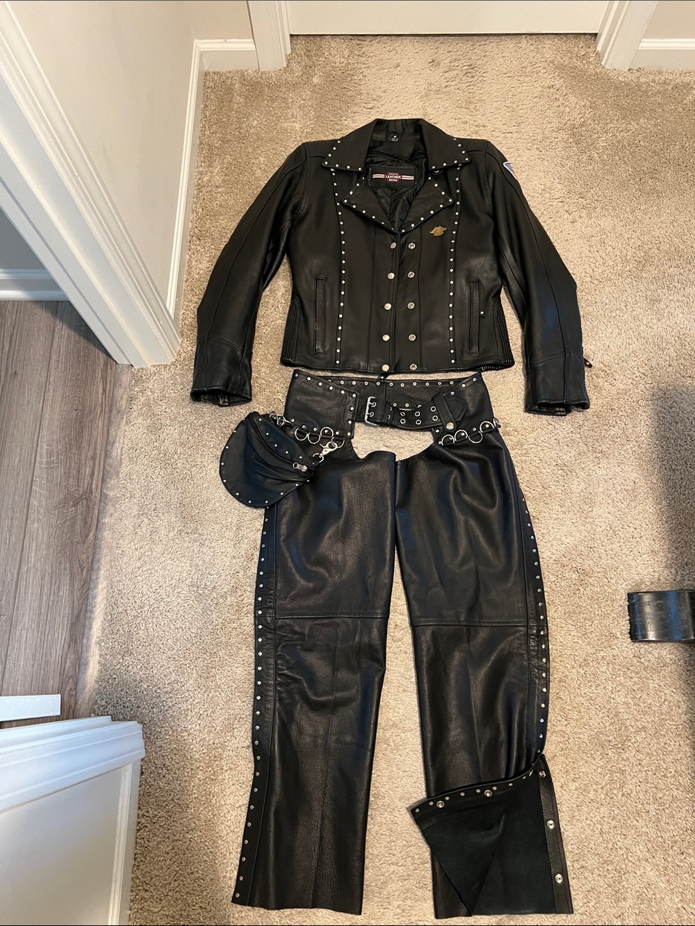 Papa’s Leather Barn Genuine Black Leather Jacket & Chaps Set Women’s Medium.